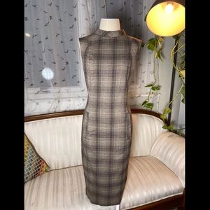 Plaid Zara Dress w/ Kangaroo Pouch